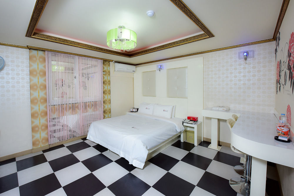 Gwangju Queen Hotel Gwangju Metropolitan City Extérieur photo