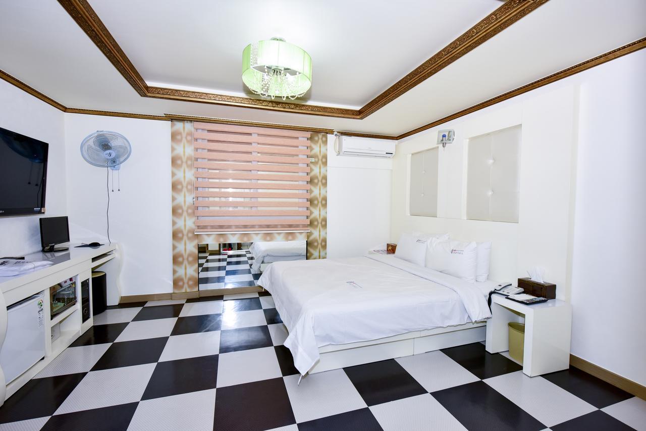 Gwangju Queen Hotel Gwangju Metropolitan City Extérieur photo